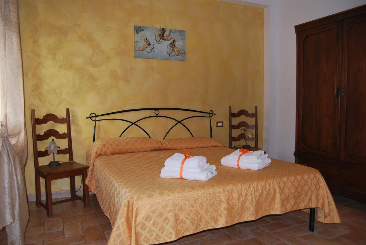 Bed and Breakfast Le Terre Di Bac Borgo Montenero Екстер'єр фото