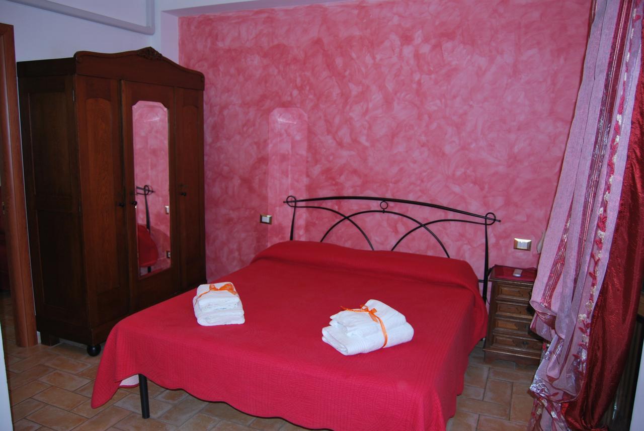 Bed and Breakfast Le Terre Di Bac Borgo Montenero Екстер'єр фото